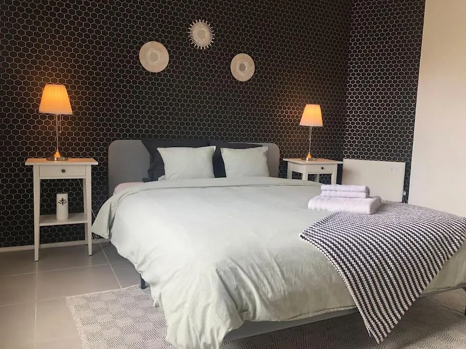 Ground Floor Apartment/Wi-Fi+Free Parking Ostend Belgium